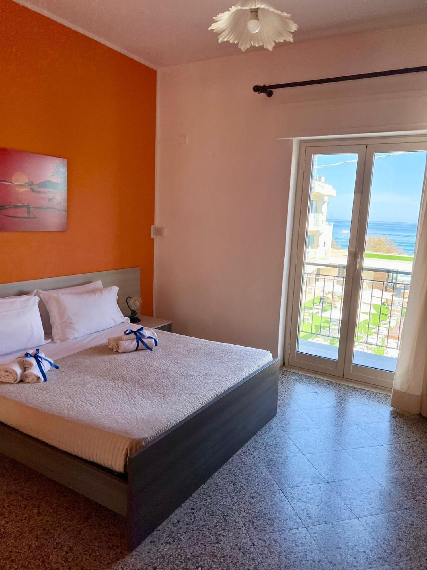 Casa Scirocco Appartement Cefalù Buitenkant foto